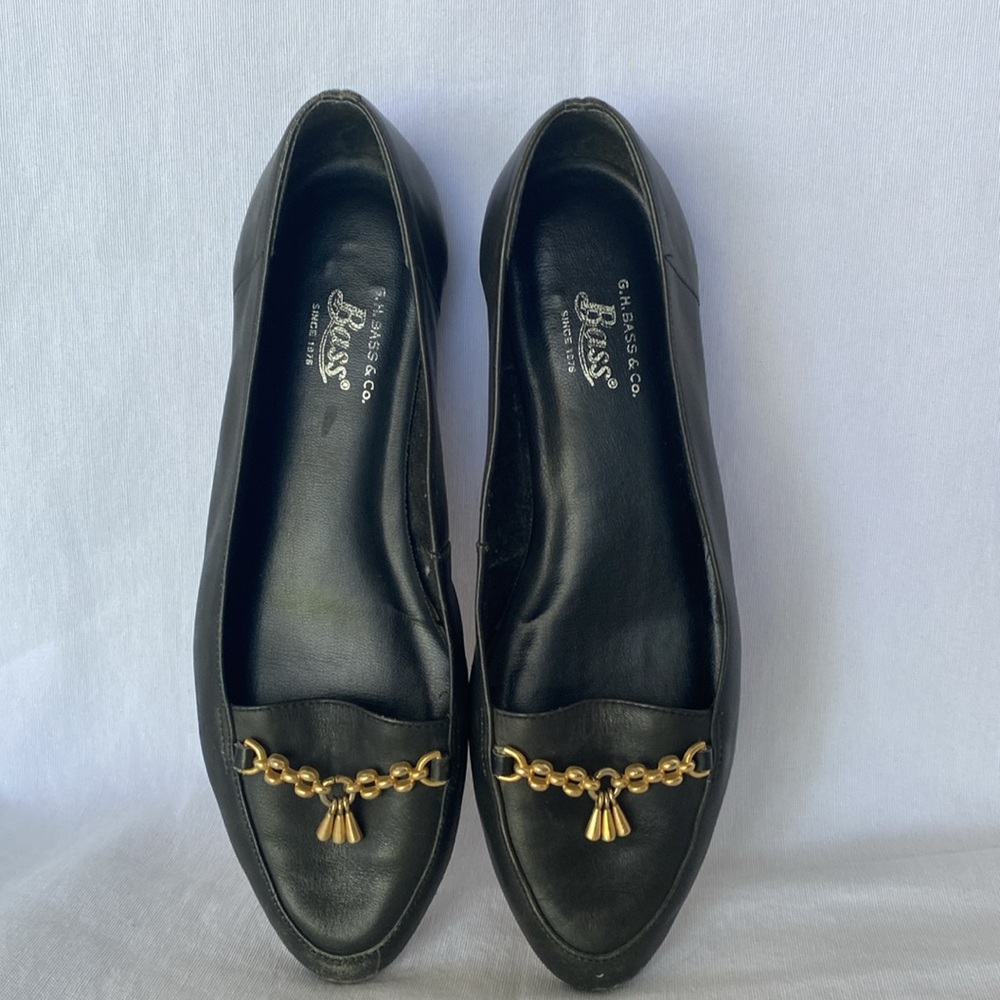 G. H. Bass & Co Delta classic black leather loafers size 6.5